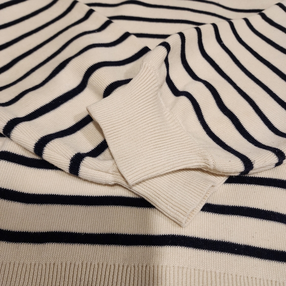 Women's Cream and Blue Striped Sweater - Picture 5 of 9